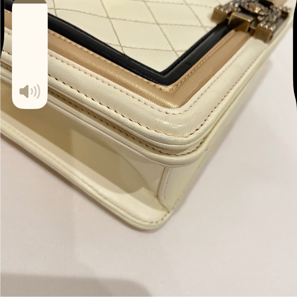 Chanel Vintage Boy Bag cream , black and gold bag - Picture 5 of 16
